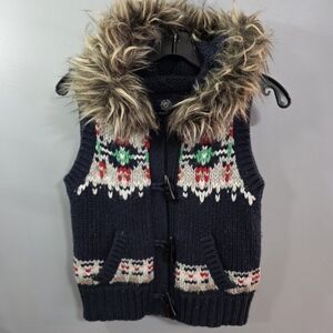 American Eagle Outfitters Navy Knit Vest with Faux Fur